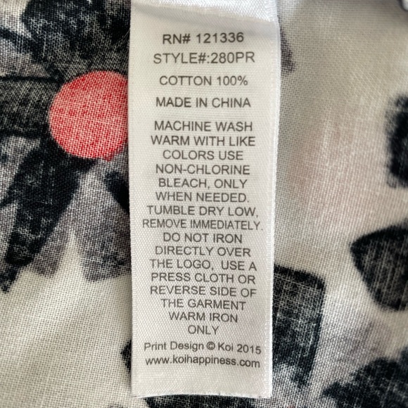 Koi Black, White and Red Floral Uniform Scrub Top - Picture 7 of 9